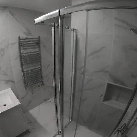 Lisbon, Renovated T2 Near Rossio דירה ליסבון