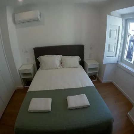 Lisbon, Renovated T2 Near Rossio דירה ליסבון