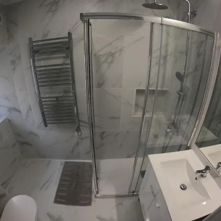 Lisbon, Renovated T2 Near Rossio