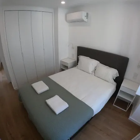 Lisbon, Renovated T2 Near Rossio شقة Lisboa